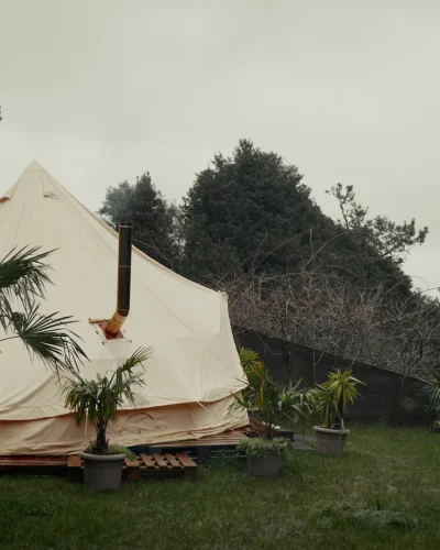 WIDE 2.00_57_21_09.Still098